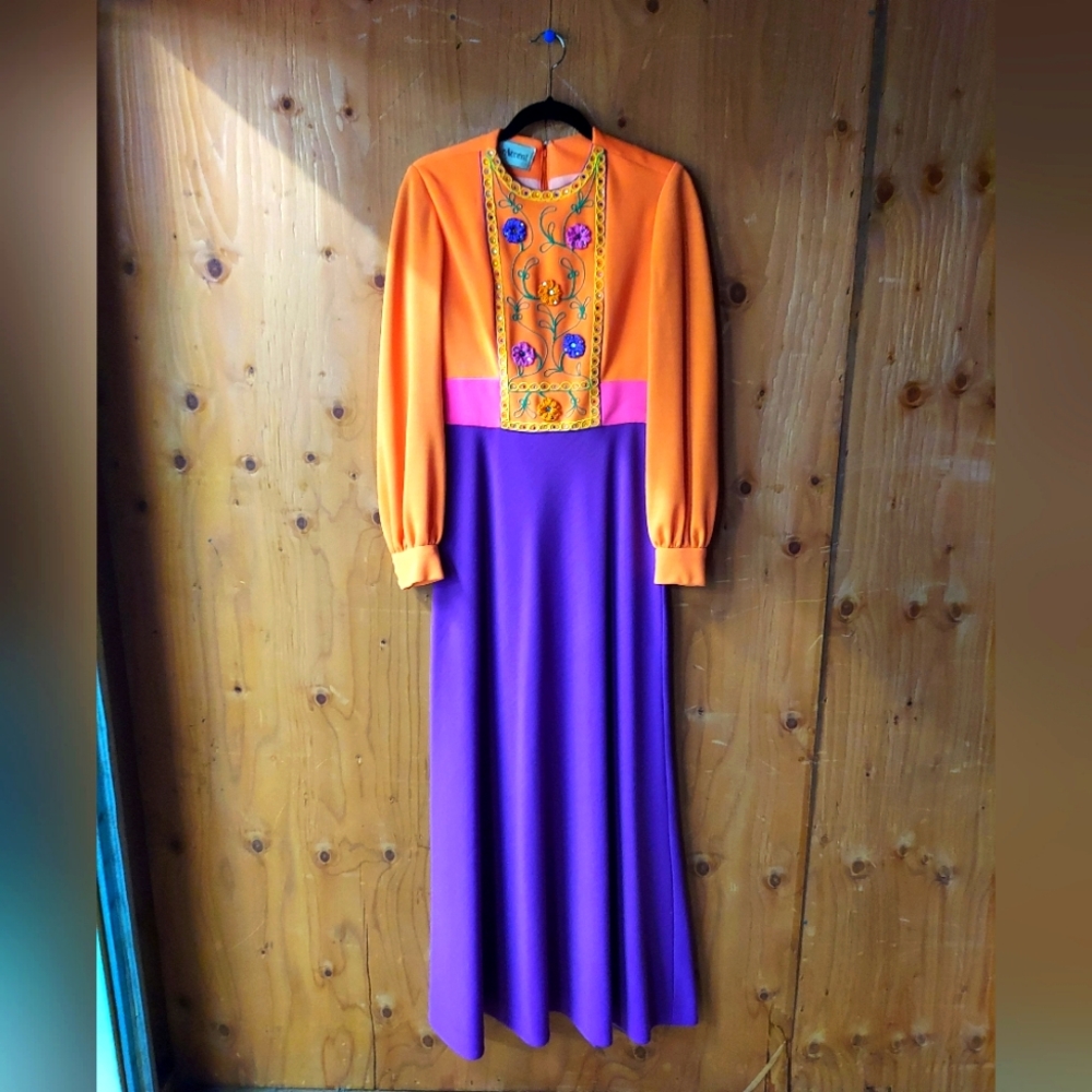 Junior Accent Vintage Colorblock Floral Embroidered Long Sleeve Maxi Dress